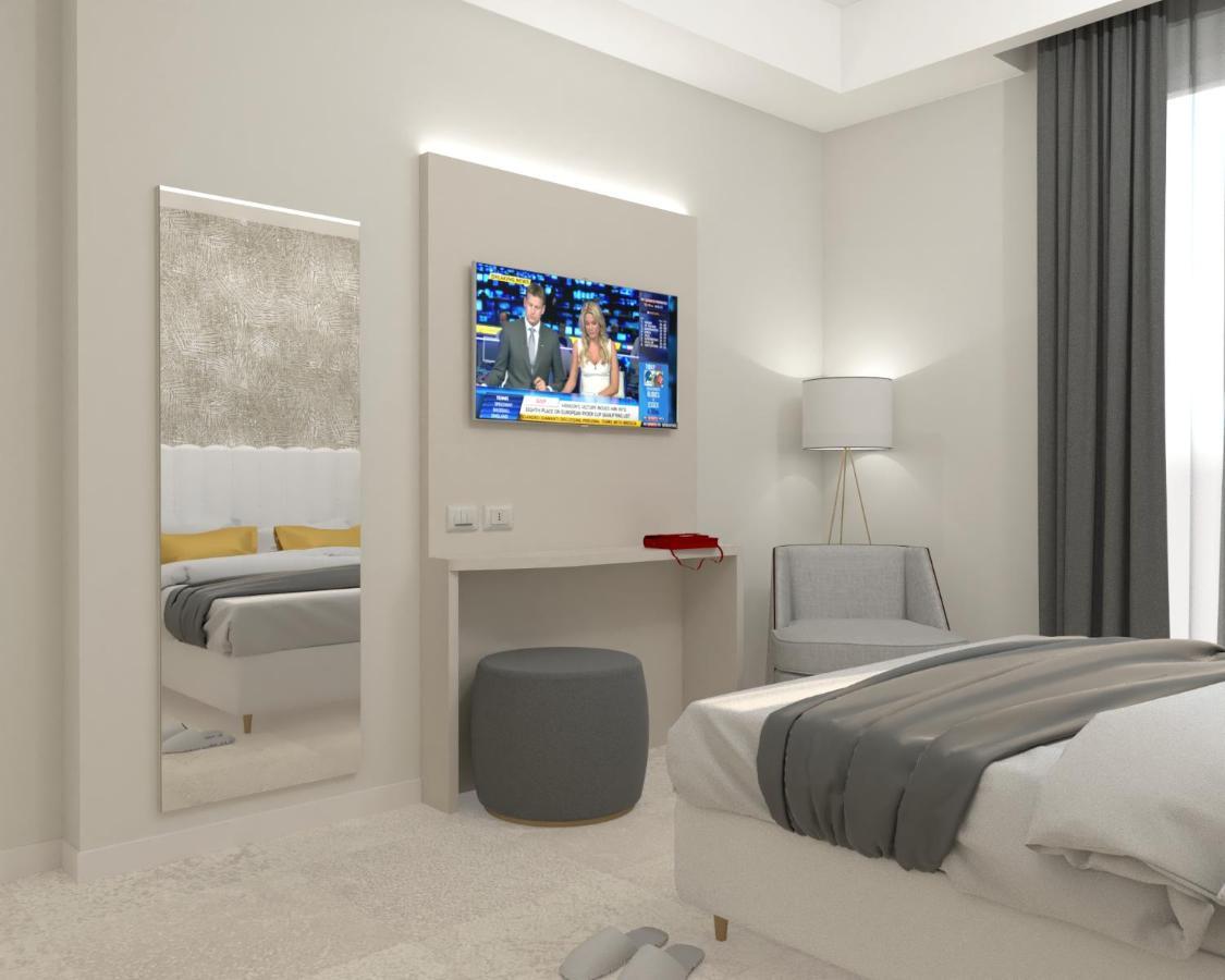 Hotel Cenisio Римини Экстерьер фото