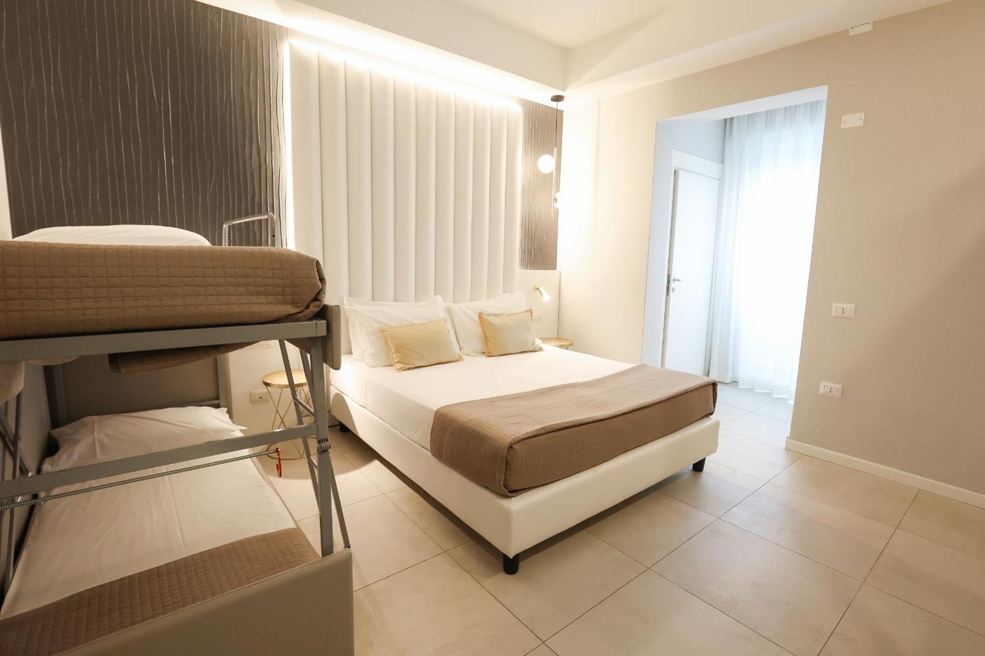Hotel Cenisio Римини Экстерьер фото