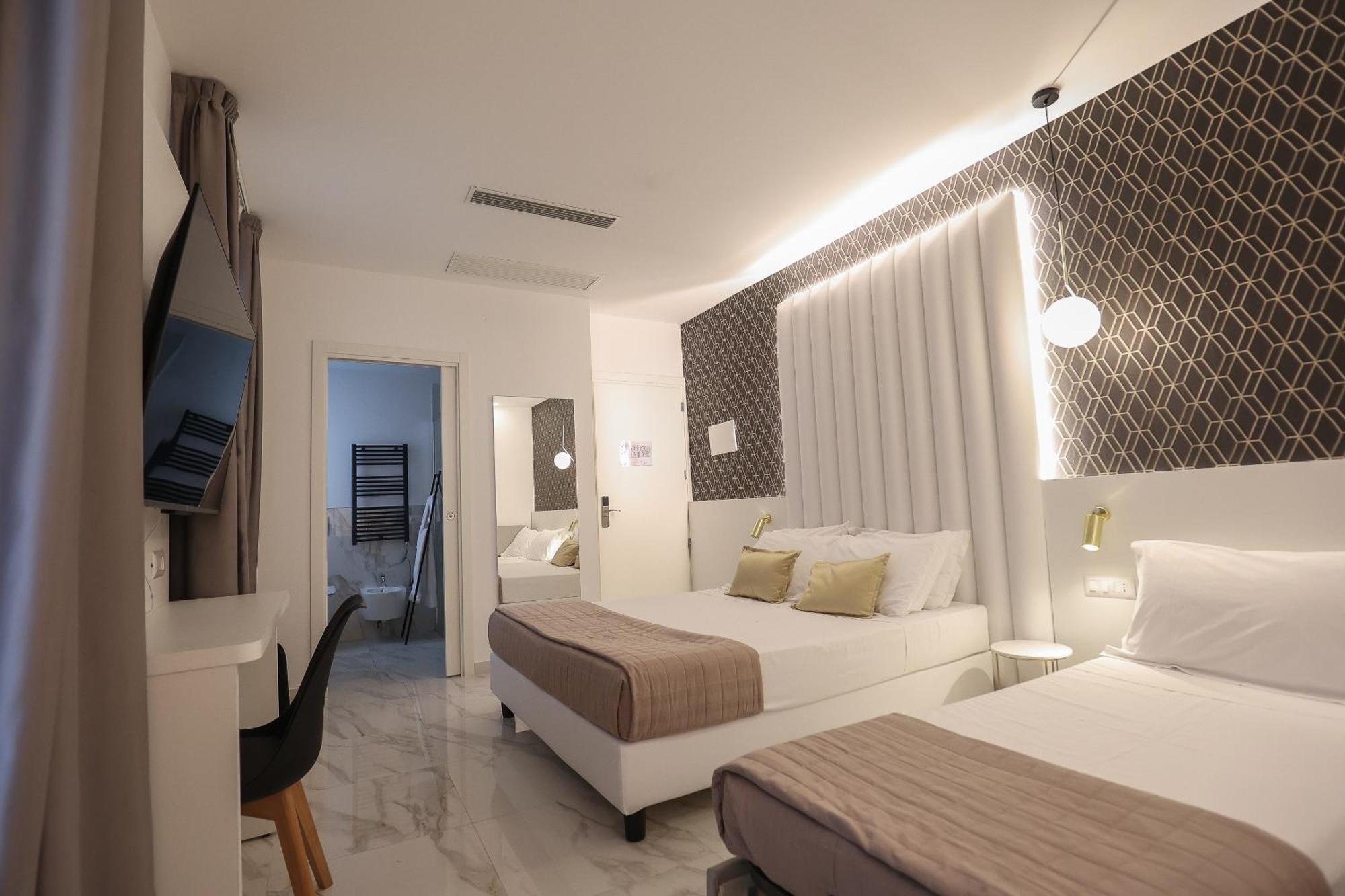Hotel Cenisio Римини Экстерьер фото